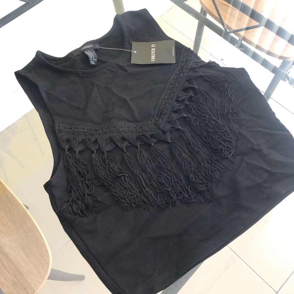 Fringed tassel crop top - Picture 1 of 3